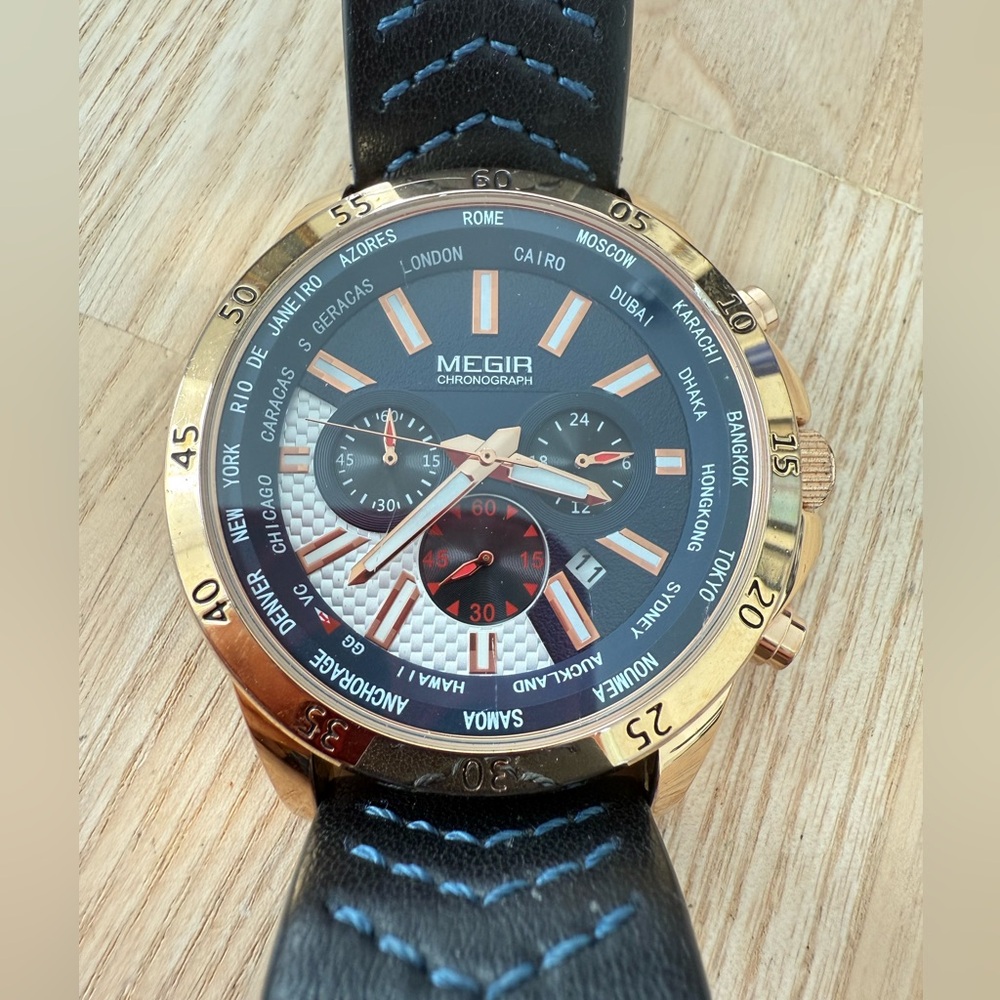 Megir mens gold tone fashion sport watch NEW BATTETY